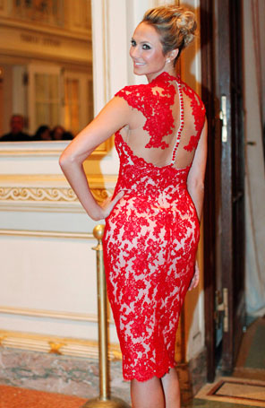 Namorada de George Clooney cogita <i>Marchesa</i>