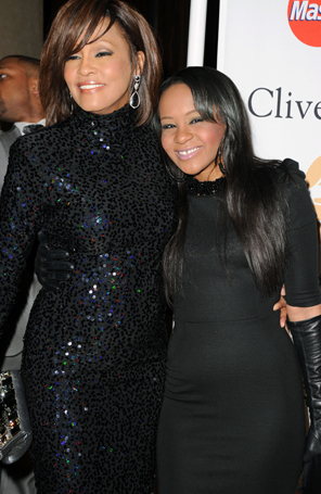 Família de Whitney Houston nega desaparecimento da filha