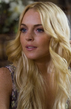 Lindsay Lohan reconhece que <i>dureza</i> de juíza a colocou nos trilhos
