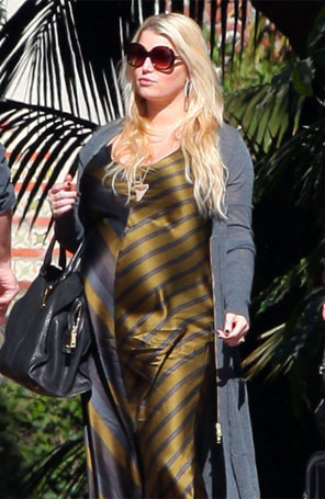 - <i>Eu estou parecendo uma grande bolha</i>, diz Jessica Simpson