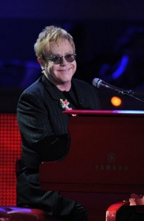 Elton John e Paul McCartney são cotados para <i>show</i> de encerramento das Olimpíadas