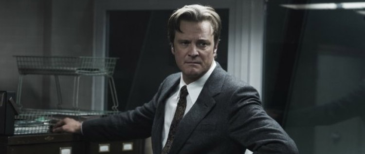 Colin Firth mantém a calma em confusão no avião