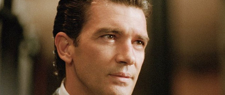 Antonio Banderas tem a carteira furtada na Hungria