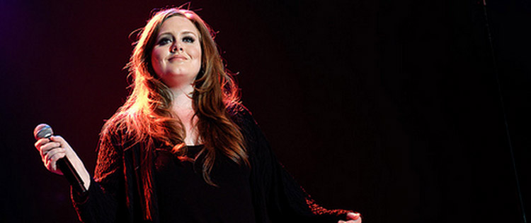 Surgem mais suspeitos para o homem misterioso de Adele