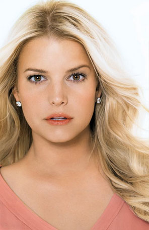 Jessica Simpson se veste pelos fãs