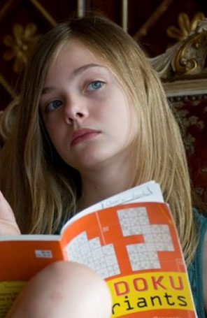 Elle Fanning pode interpretar Bela Adormecida