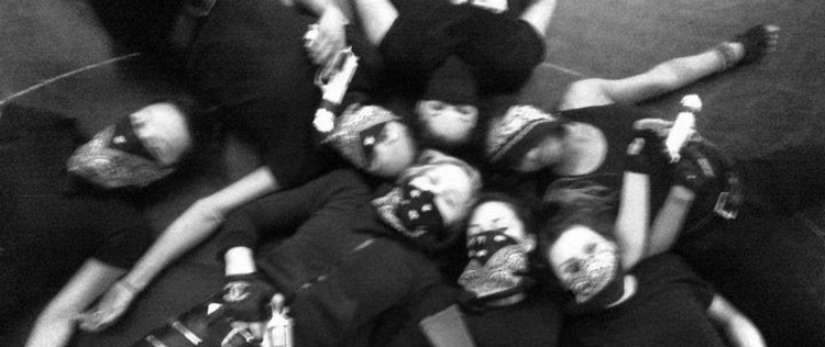 Madonna posta foto de suposta coreografia