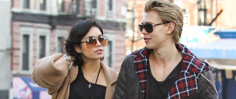 Vanessa Hudgens reencontra o namorado