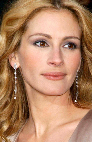 <i>- O amor e a felicidade mantêm minha aparência jovem</i>, diz Julia Roberts