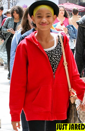 Willow Smith mudar a cor do cabelo