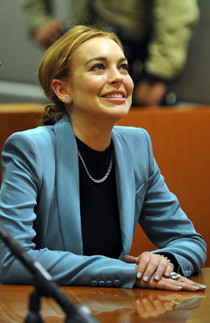 - <I>Tirei um peso dos meus ombros</i>, diz Lindsay Lohan sobre a liberdade