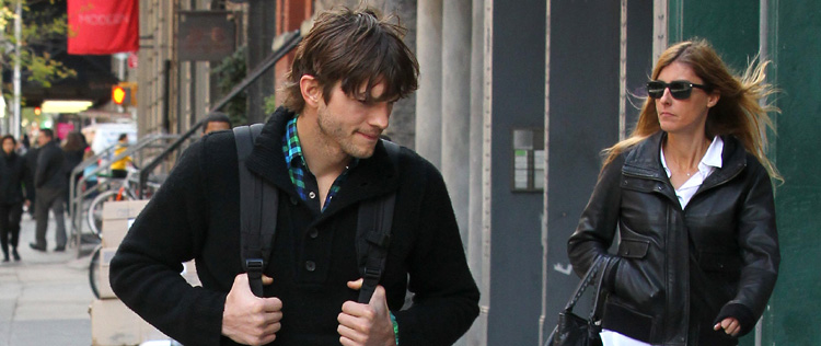 Ashton Kutcher é clicado com mulher misteriosa