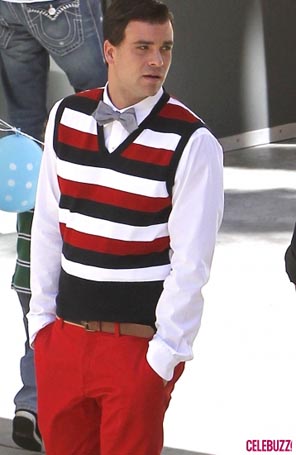 Mark Salling usa gravata borboleta em <i>Glee</i>. Veja!