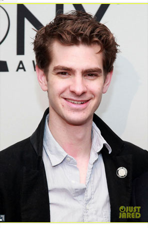 Andrew Garfield participa de evento do <I>Tony Awards</i>