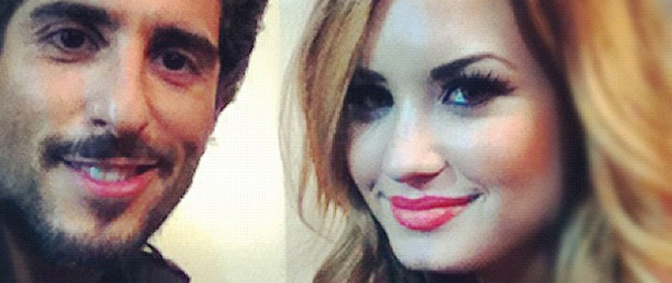 Demi Lovato é entrevistada por Marcos Mion