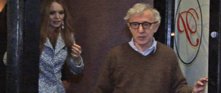 Lindsay Lohan sai para jantar com Woody Allen