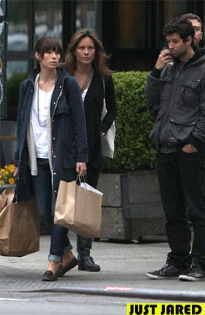 Justin Timberlake e Jessica Biel fazem compras em Nova York