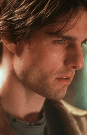 Tom Cruise assume que processa quem passar dos limites