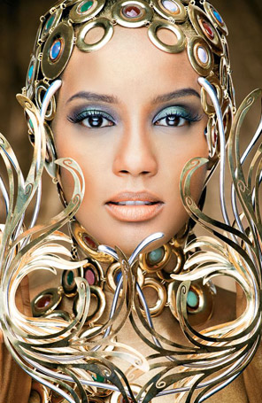 Taís Araújo vai a Cannes para evento de <i>beauté</i>