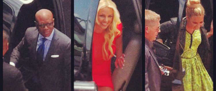 Britney Spears e Demi Lovato chegam ao primeiro dia de audições de <i>X Factor</i>