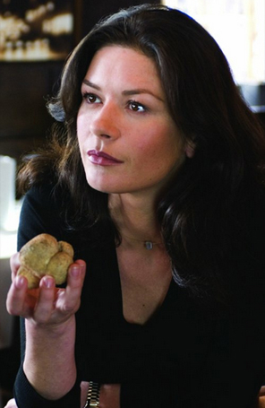 <i>- Quem sofre do transtorno bipolar não deve se sentir sozinho</i>, diz Catherine Zeta-Jones