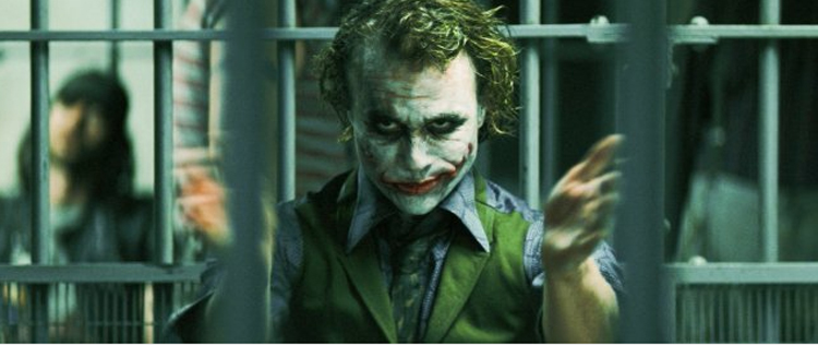 Christopher Nolan fala sobre a falta do Curinga em continuação de <i>Batman</i>