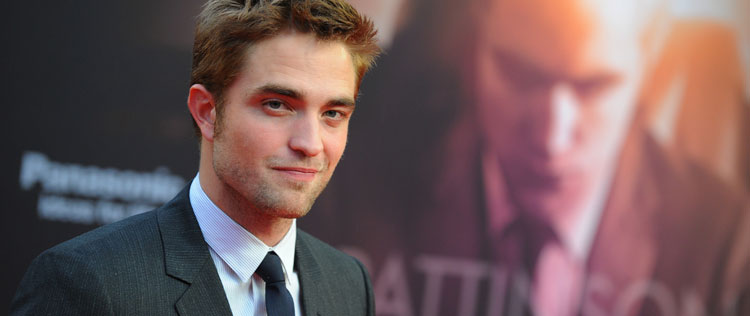 Robert Pattinson promove <i>Cosmopolis</i> na Alemanha