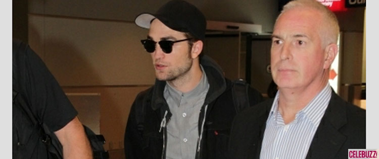 Robert Pattinson desembarca em Toronto