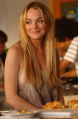 Lindsay Lohan é processada por um <i>paparazzo</i>