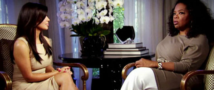 Kim Kardashian admite que sua <i>sex tape</i> a projetou na mídia 