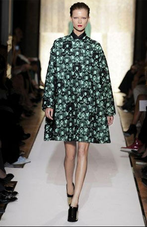 Estilista vai mudar o nome da <i>Yves Saint Laurent</i>. Entenda!