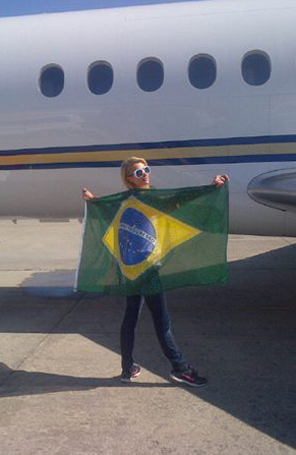 Paris Hilton se despede do Brasil