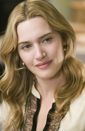 - <I>Não tenho seios perfeitos</i>, diz Kate Winslet