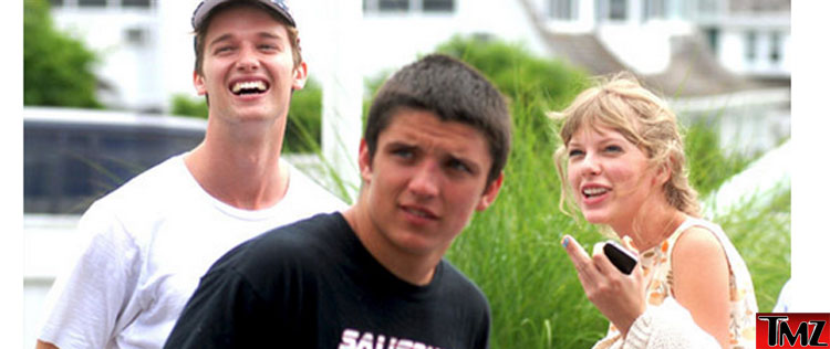Taylor Swift curte feriado com filho de Arnold Schwarzenegger