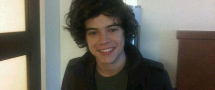 Harry Styles, da <i>One Direction</i>, quer voltar com a ex-namorada