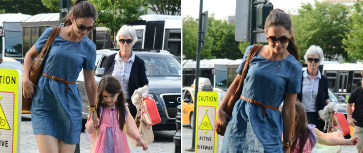 Suri Cruise e Katie Holmes passeiam em Nova York