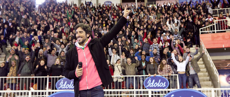Marcos Mion anima o público em Porto Alegre