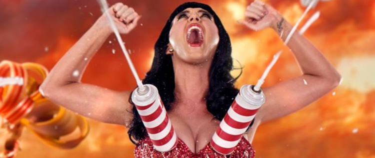 Katy Perry deixará de usar seus famosos sutiãs giratórios