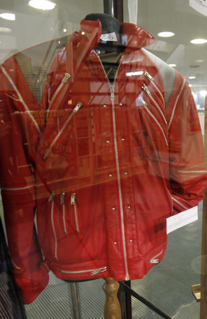 jaqueta vermelha do michael jackson