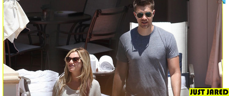 Ashley Tisdale vai a casamento com o namorado