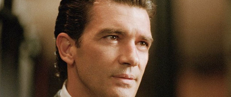 Antonio Banderas está desesperado para salvar o seu casamento