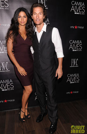 Matthew McConaughey e Camila Alves participam de evento em Nova York