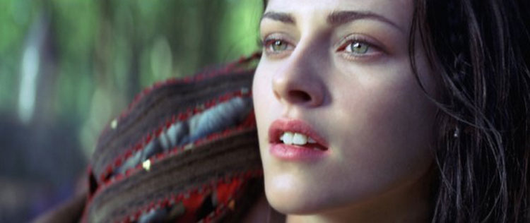 Amigo de Kristen Stewart a defende após polêmica traição da atriz com diretor