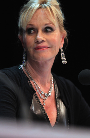 Melanie Griffith negocia participação em <i>Raising Hope</i>