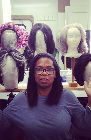 Oprah Winfrey mostra suas perucas sem maquiagem