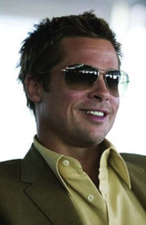 Brad Pitt e Angelina Jolie terão 20 convidados em casamento, diz jornal