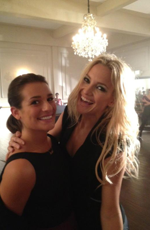 Jane Lynch fala sobre Kate Hudson em <i>Glee</i>