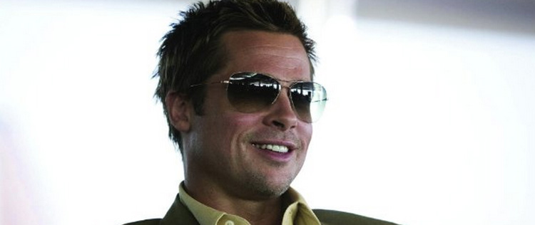 Brad Pitt compra moto de presente de aniversário para o filho de 11 anos