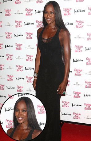 Naomi Campbell aparece com o cabelo sem falhas no tapete vermelho
