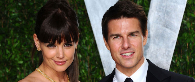 Katie Holmes pede perdão a Tom Cruise, após separação
